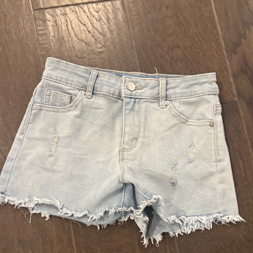Tractr Faded Light Blue Distressed Frayed Hem Denim Shorts